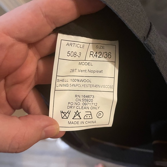 Verno Mens Dark Grey Classic Fit 100% Virgin Wool Two Piece Suit - Picture 2 of 5